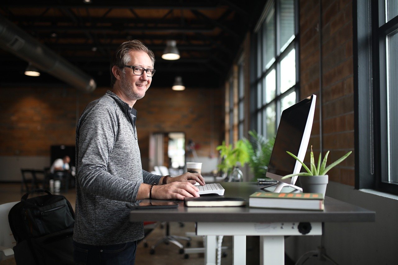 Comment une maintenance régulière a transformé l’infrastructure d’une PME : l’histoire réussie de TechSolutions